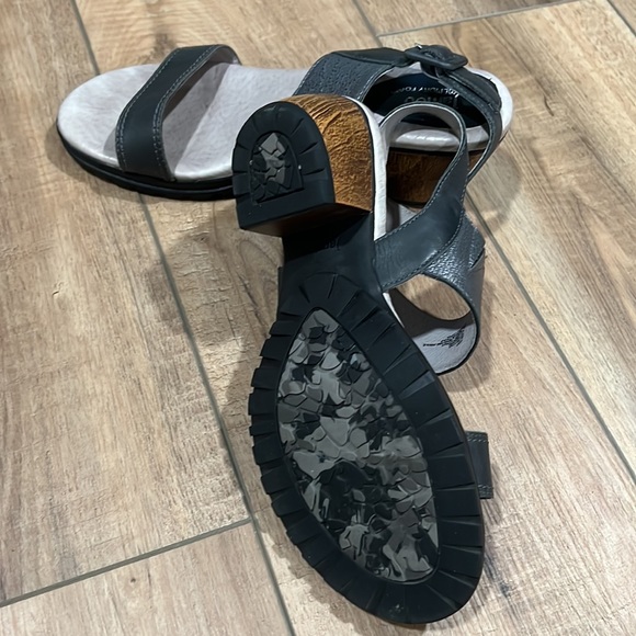 Jambu - “Sunstone” leather heeled sandal, 8 - Picture 6 of 10